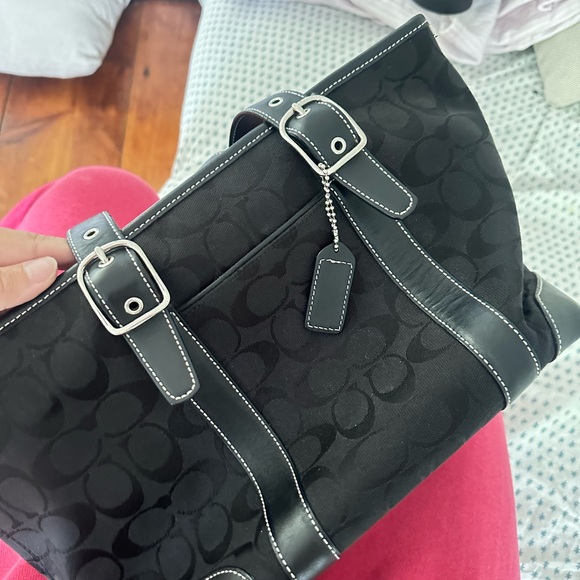 Coach purse flawless condition - Picture 8 of 8